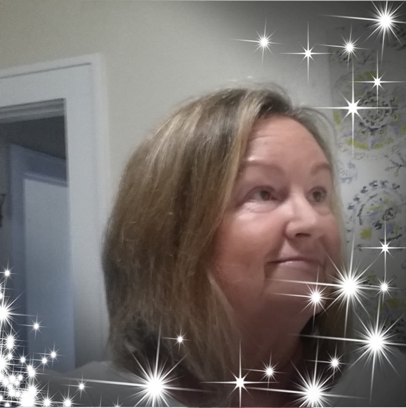 Meet your Posher, Linda - Picture 1 of 1